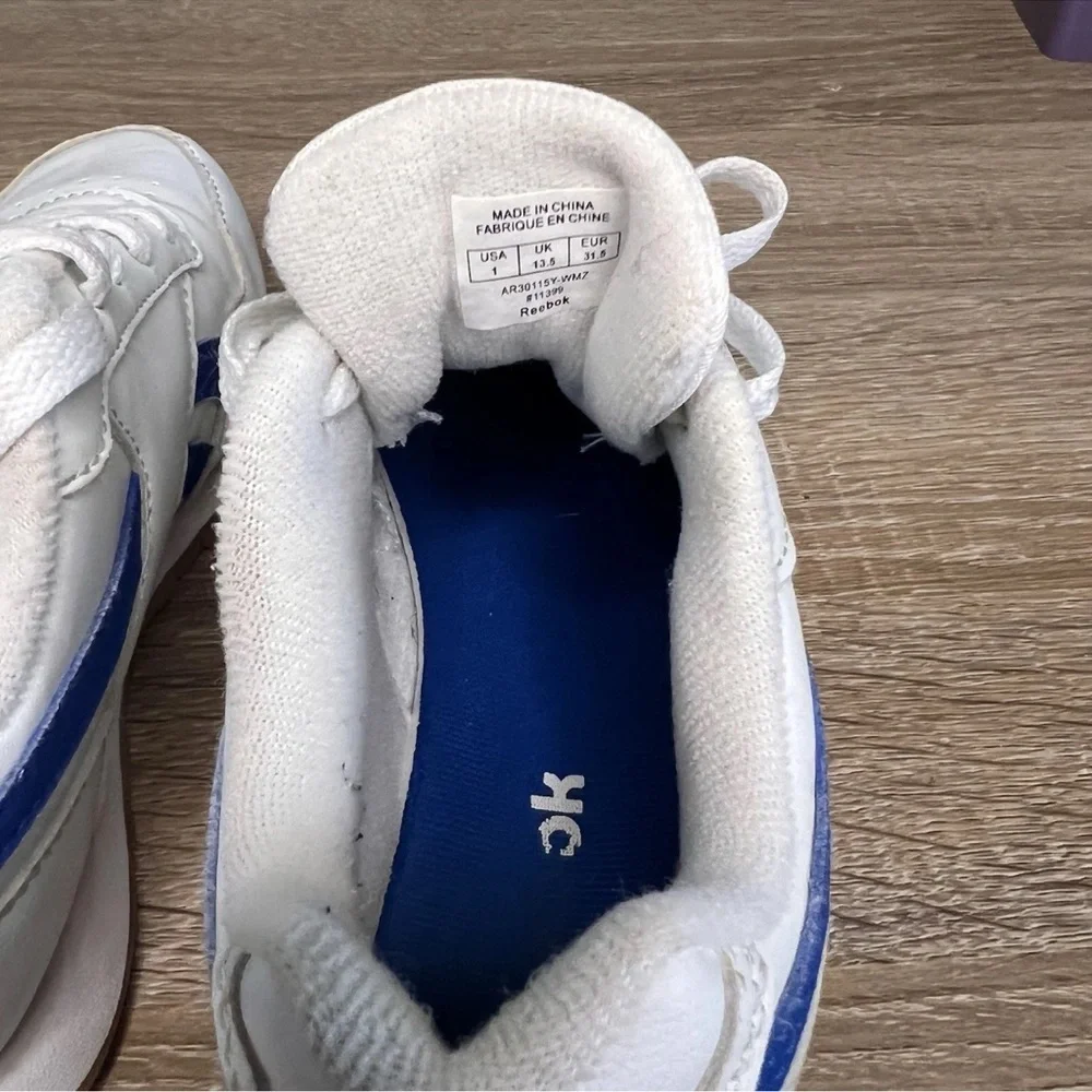 Reebok Classic Kids Sneakers White Blue Gum Sole Youth Size 1 - Picture 6 of 7